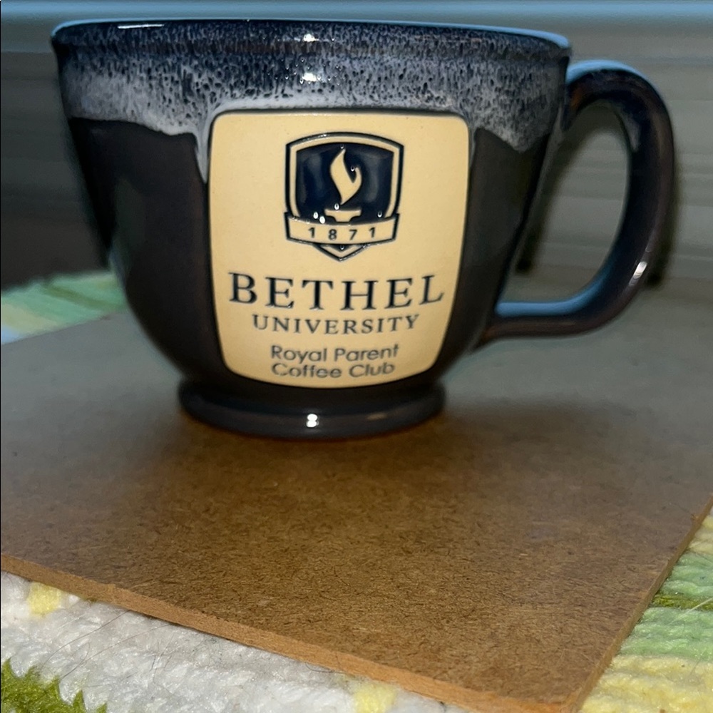 Deneen Pottery‎ Mug Bethel University